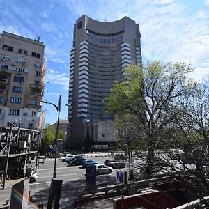 Beautiful In Old Bucureşti