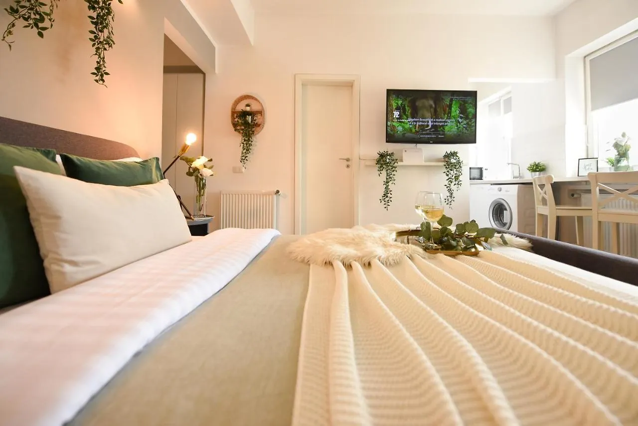 Apartament Read All About It - Stylish Central Studio Bucureşti România