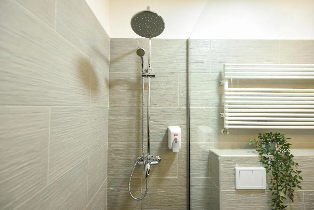 Read All About It - Stylish Central Studio Bucureşti 0*,  România